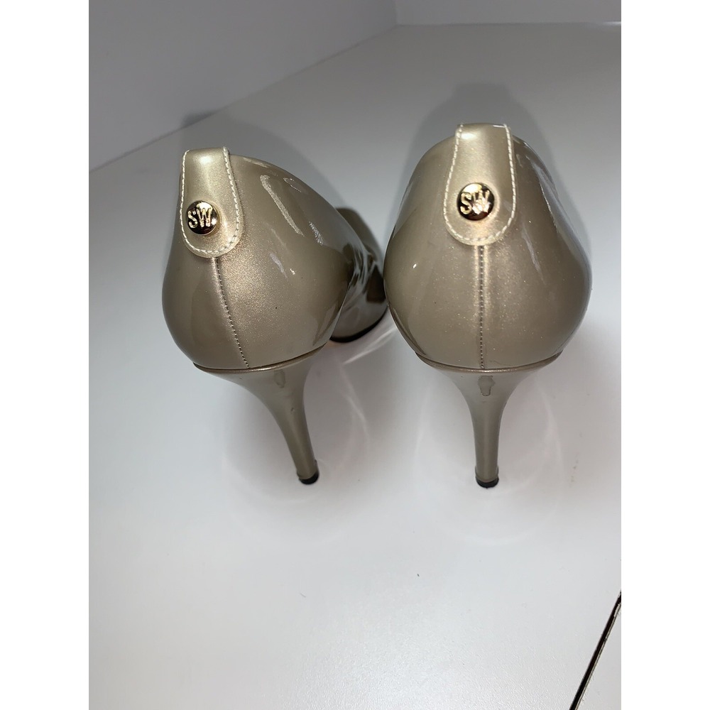 Stuart Weitzman Logo Flame Pump Patent Leather Gold Toned Peep Toe 7 M Stiletto - Picture 7 of 10